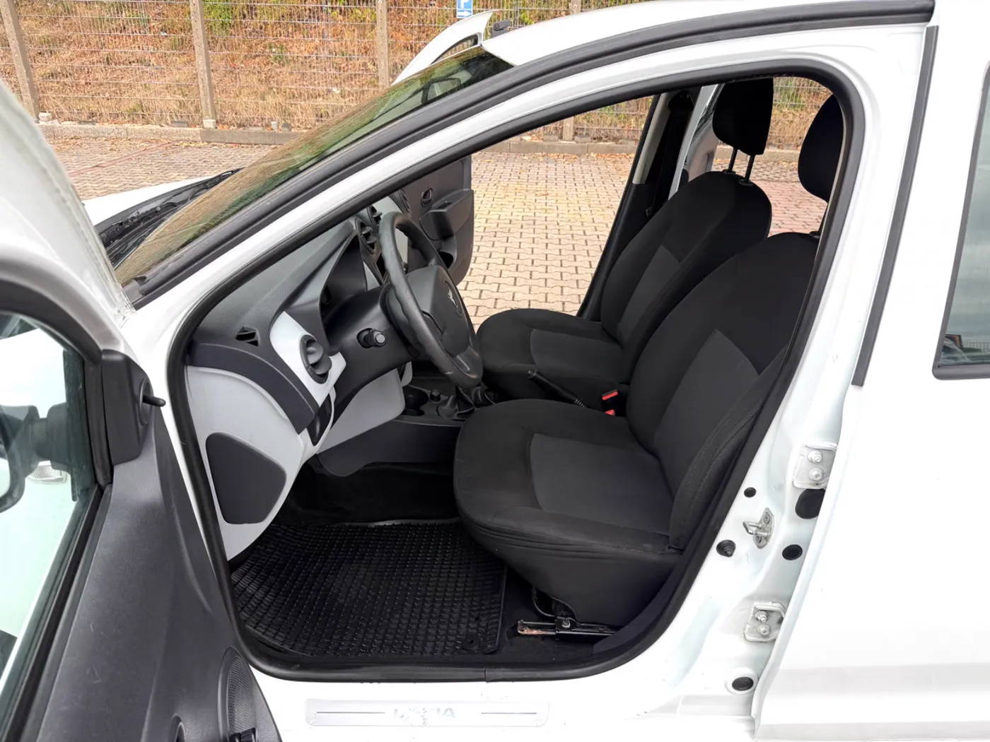 Dacia Sandero — Ansicht 4