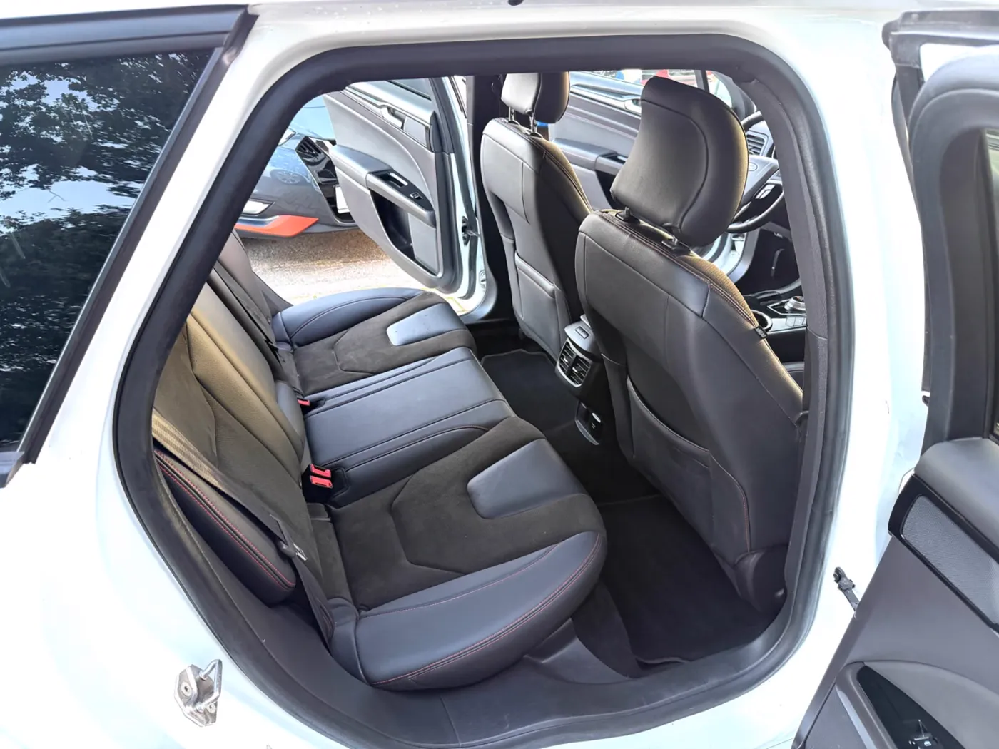 Ford Mondeo — Ansicht 5