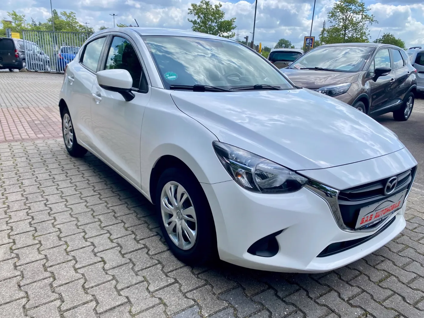 Mazda 2