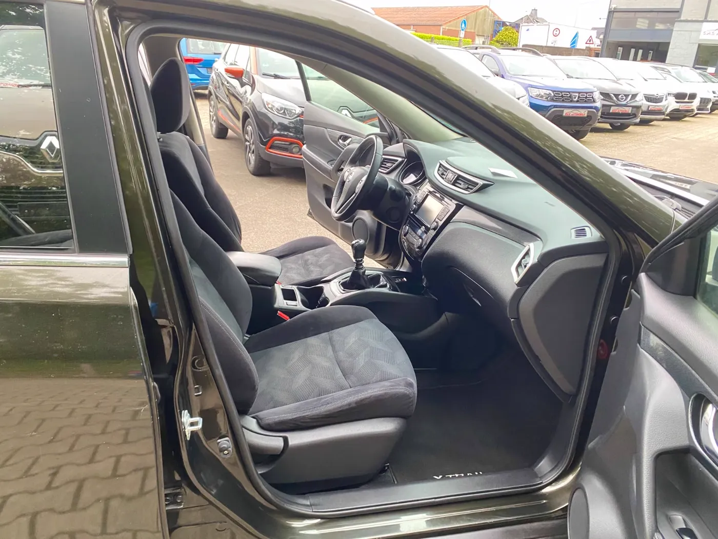 Nissan X-Trail — Ansicht 4