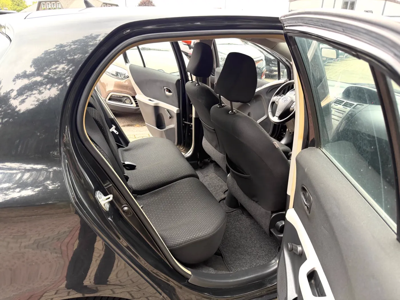 Toyota Yaris — Ansicht 5