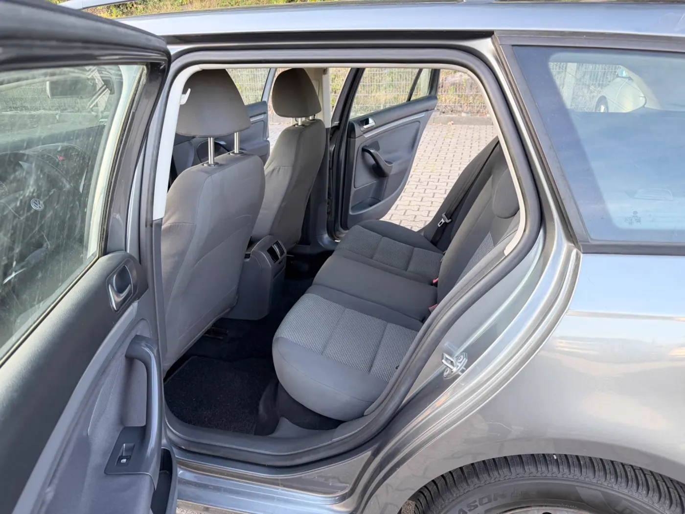 Volkswagen Golf — Ansicht 4